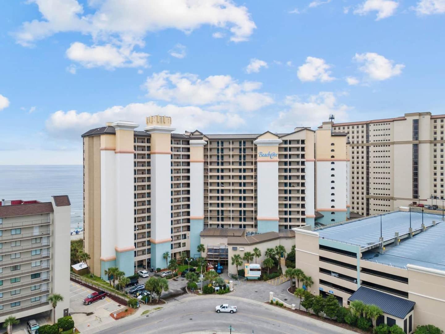 Apartamento Luxury Ocean Front By Barefoot Landing Myrtle Beach Exterior foto